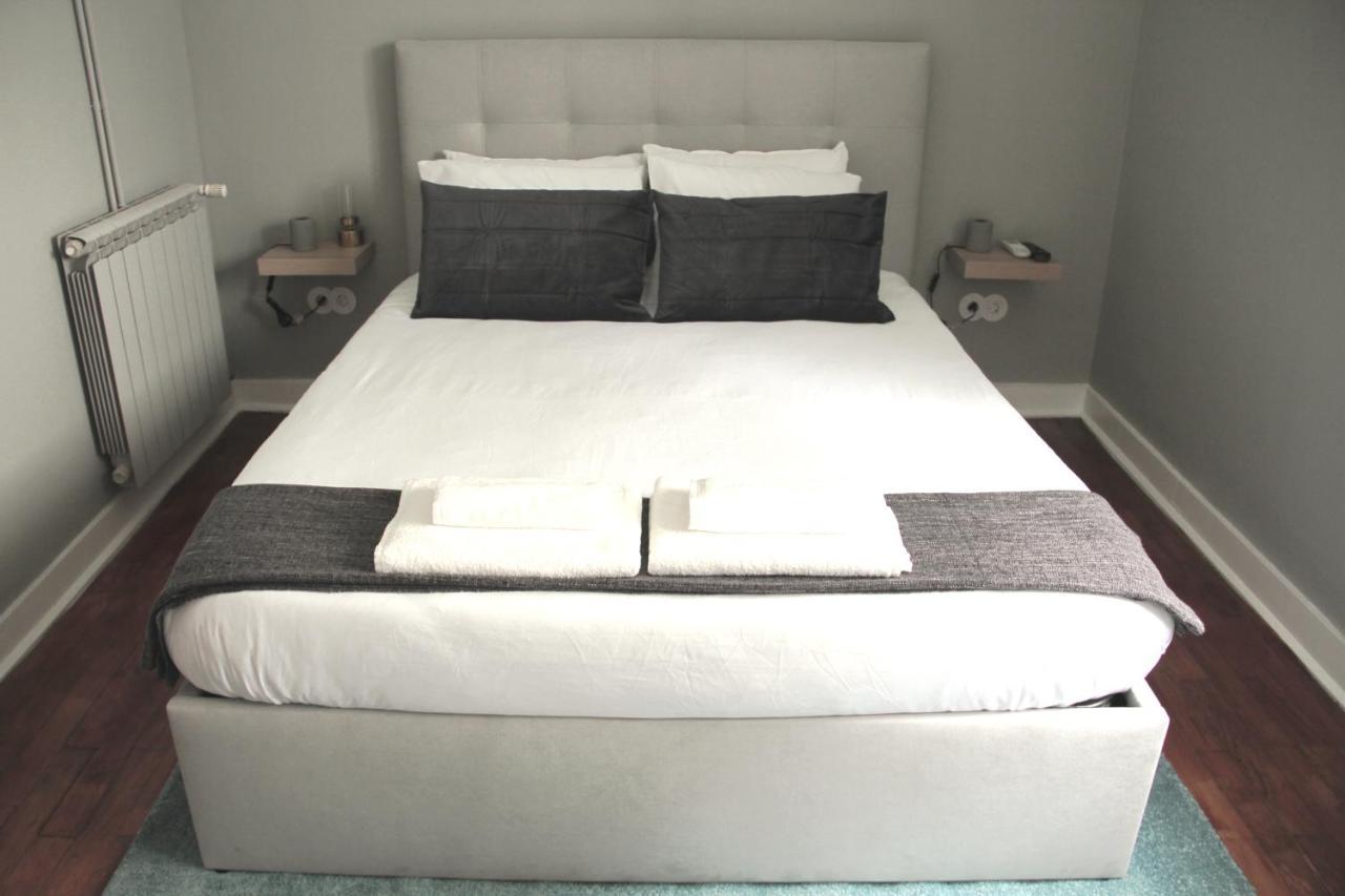מטוסיניוס Genius Loci Guesthouse מראה חיצוני תמונה