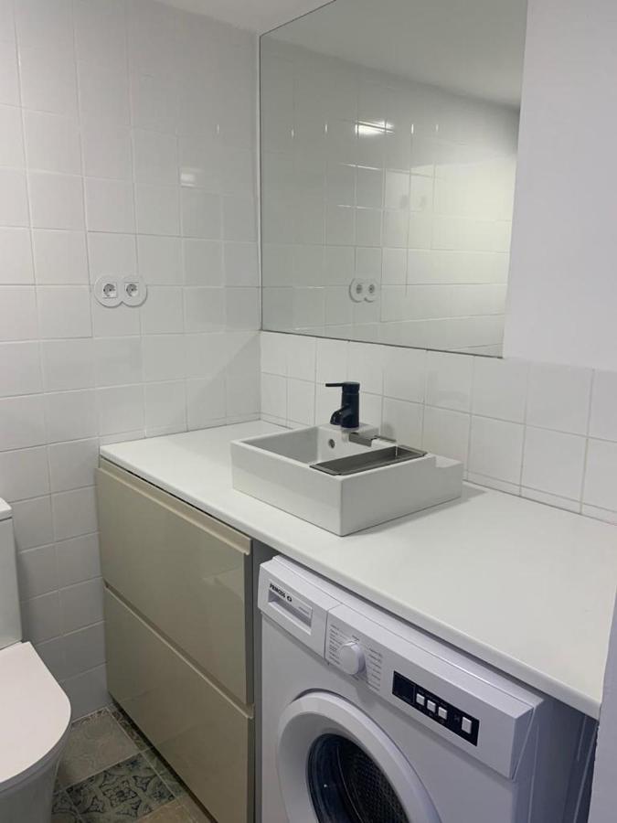 מטוסיניוס Genius Loci Guesthouse מראה חיצוני תמונה